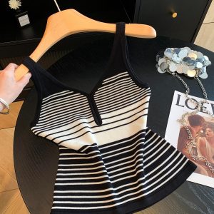 Korean Style Striped V-Neck Knit Camisole Women's Summer Slim Sleeveless Tank Top