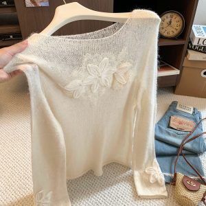 French Soft Knit Sweater with 3D Embroidery Round Neck Long Sleeve Women's Pullover