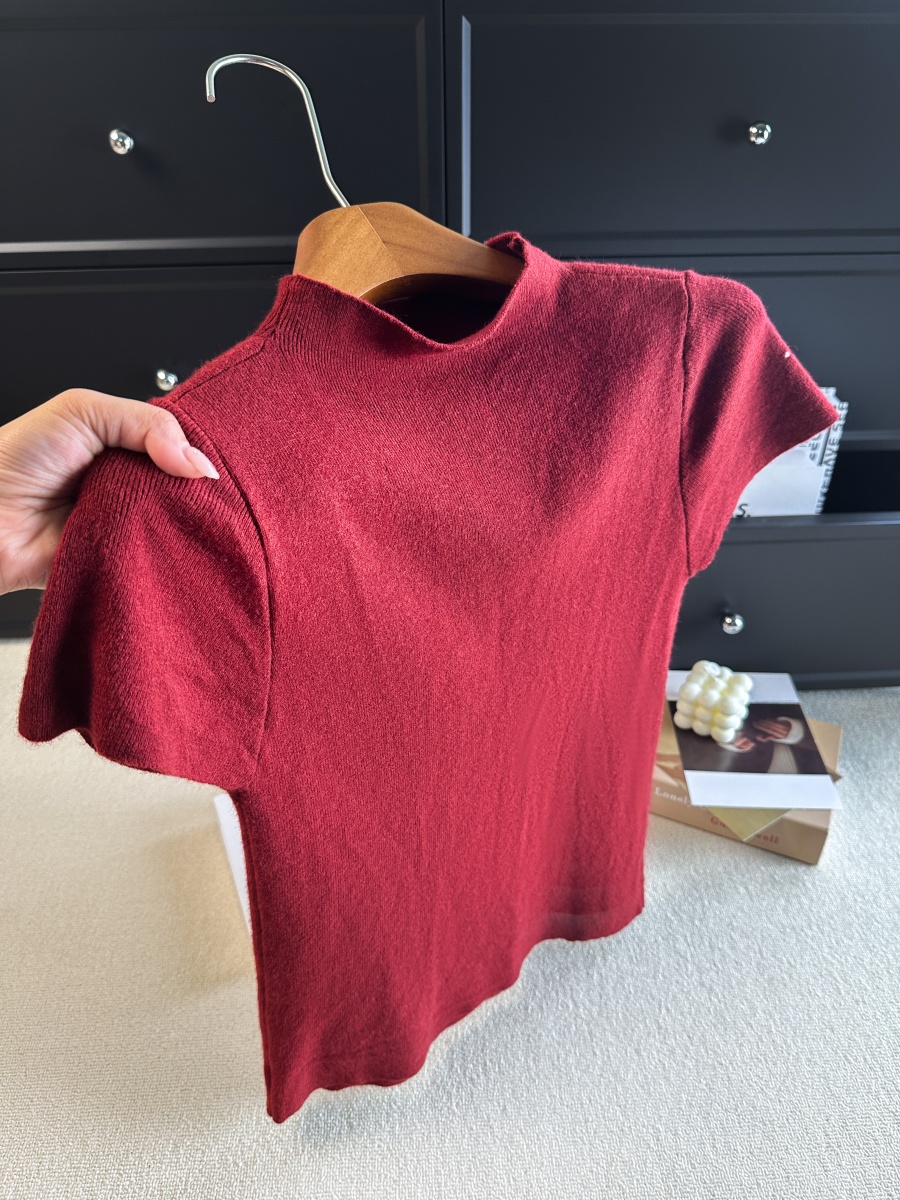 Polka Dot Half Turtleneck Short Sleeve Knit Top for Women Fall 2026 Slimming Base Layer - Image 4