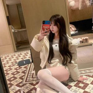 Women's White Print Long Sleeve T-Shirt Slim Fit Base Layer